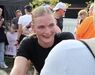 Rikst volbrengt 1/8e triatlon met een bovenbeenprothese